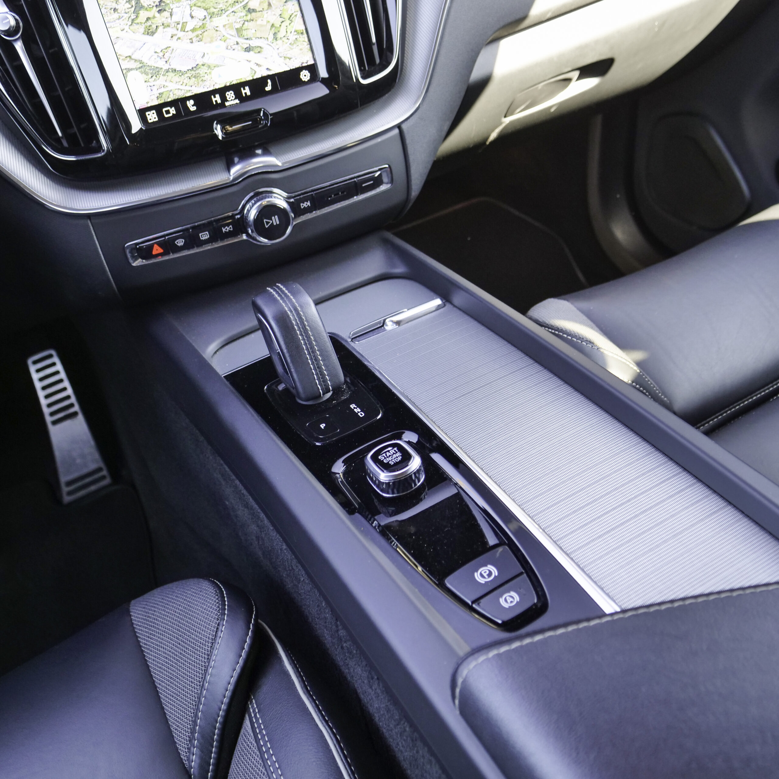 Volvo XC60 R Design - imagen 26