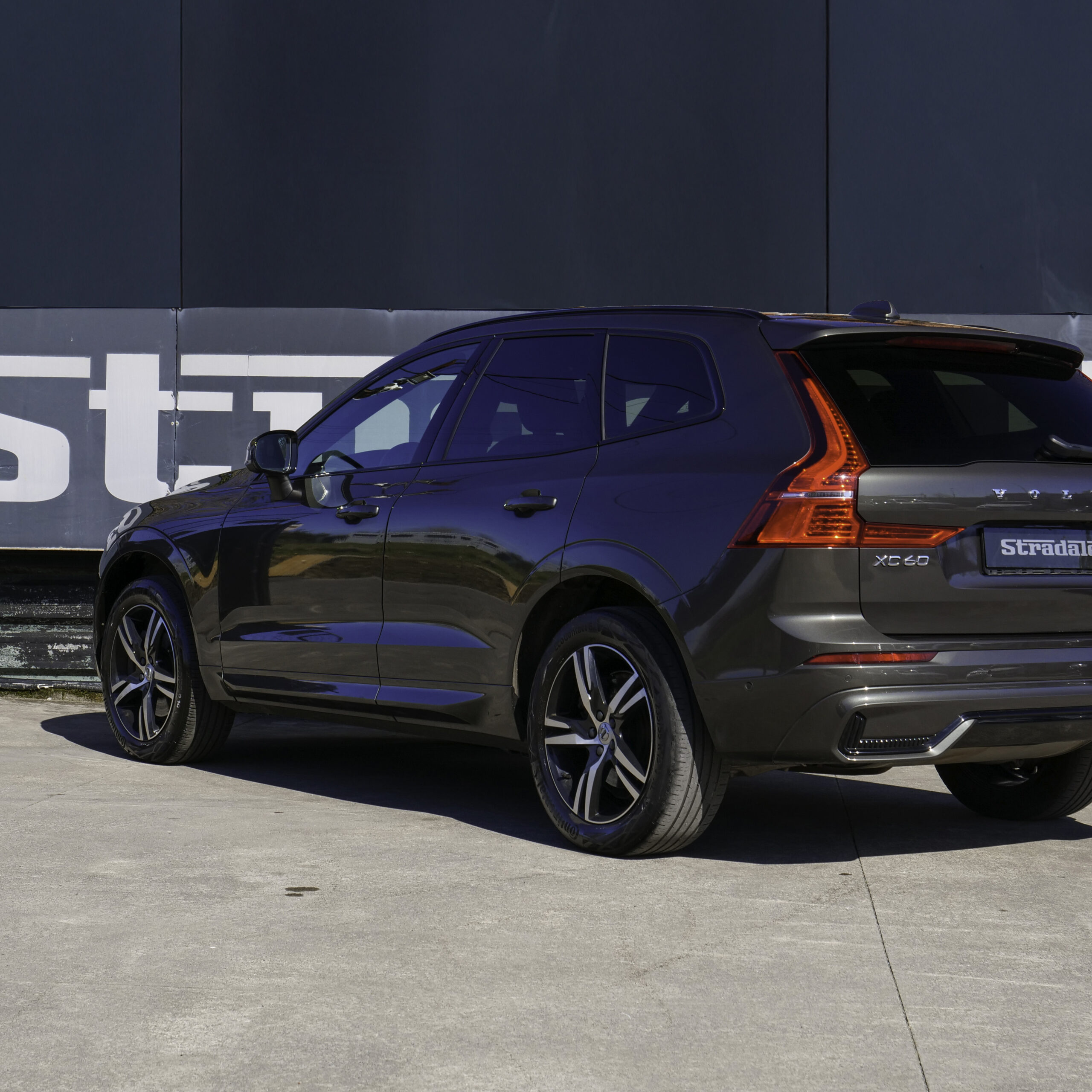 Volvo XC60 R Design - imagen 32