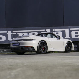 Porsche 992 Carrera GTS Cabrio - foto 18