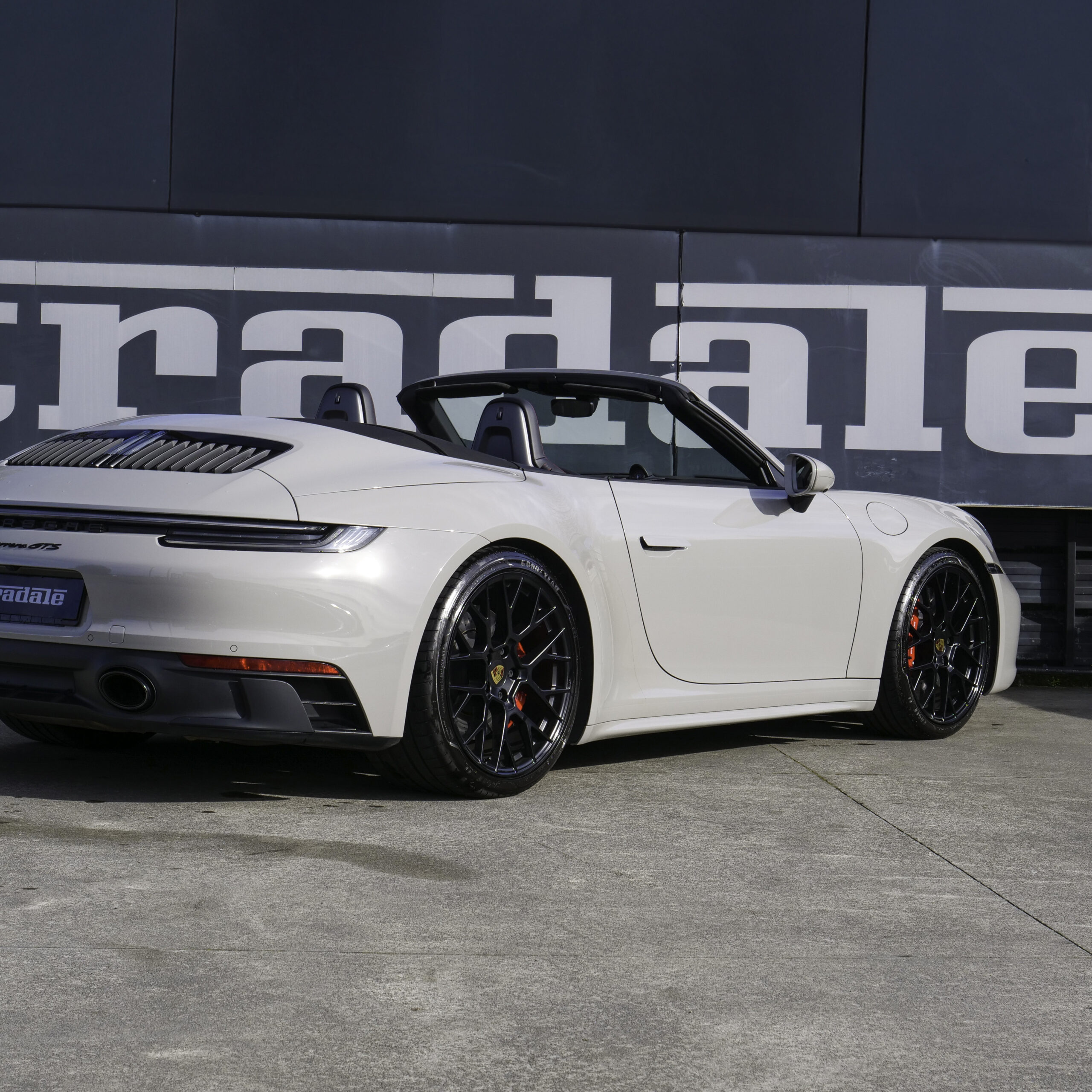 Porsche 992 Carrera GTS Cabrio - imagen 18