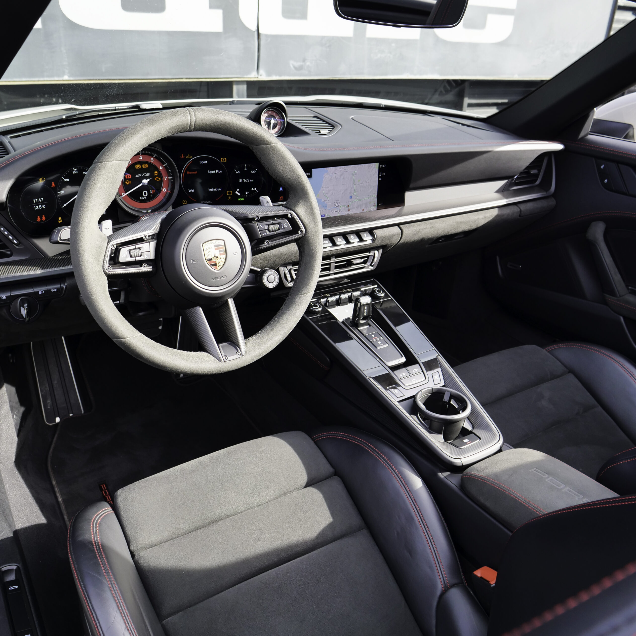 Porsche 992 Carrera GTS Cabrio - imagen 24