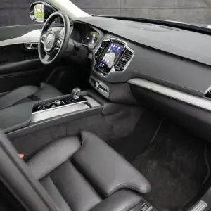 Volvo XC90 - foto 27