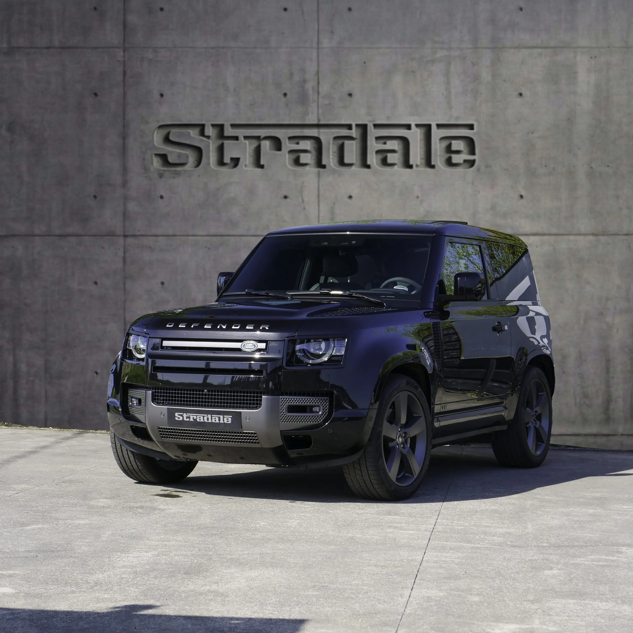 Land Rover Defender 90 V8 5.0 Supercharged 525 CV - imagen 1