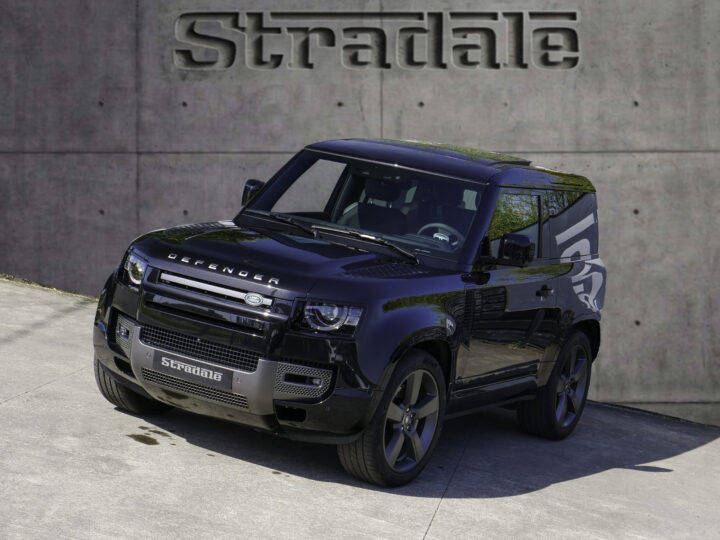 Land Rover Defender 90 V8 5.0 Supercharged 525 CV - foto 5
