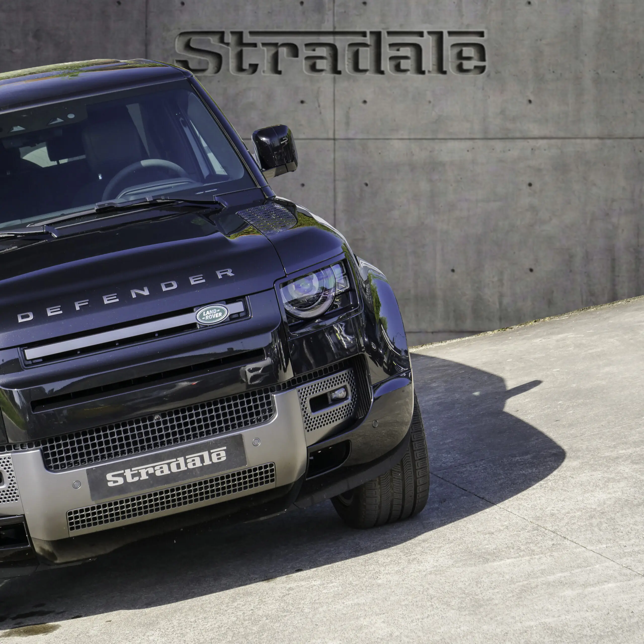 Land Rover Defender 90 V8 5.0 Supercharged 525 CV - imagen 6