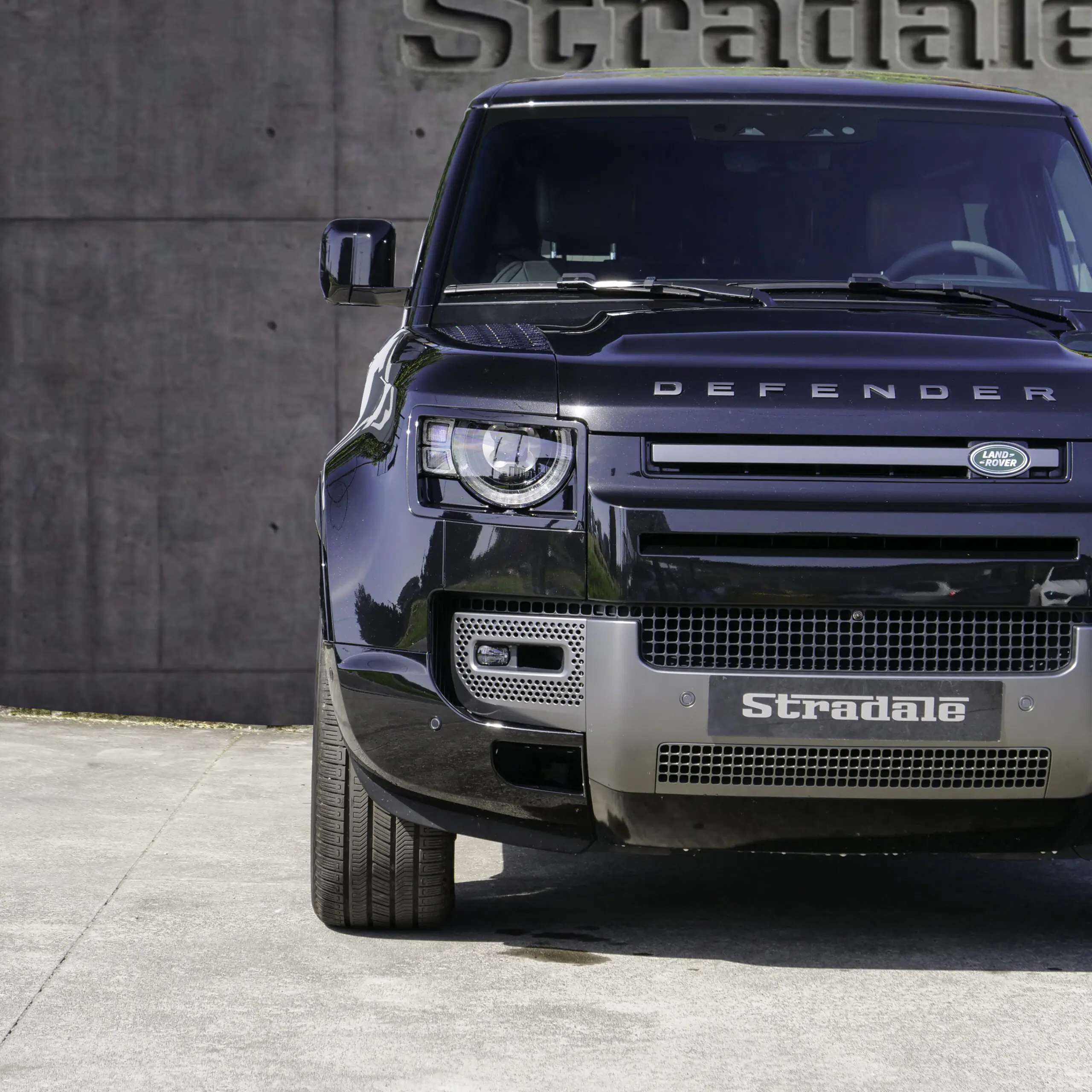 Land Rover Defender 90 V8 5.0 Supercharged 525 CV - imagen 7