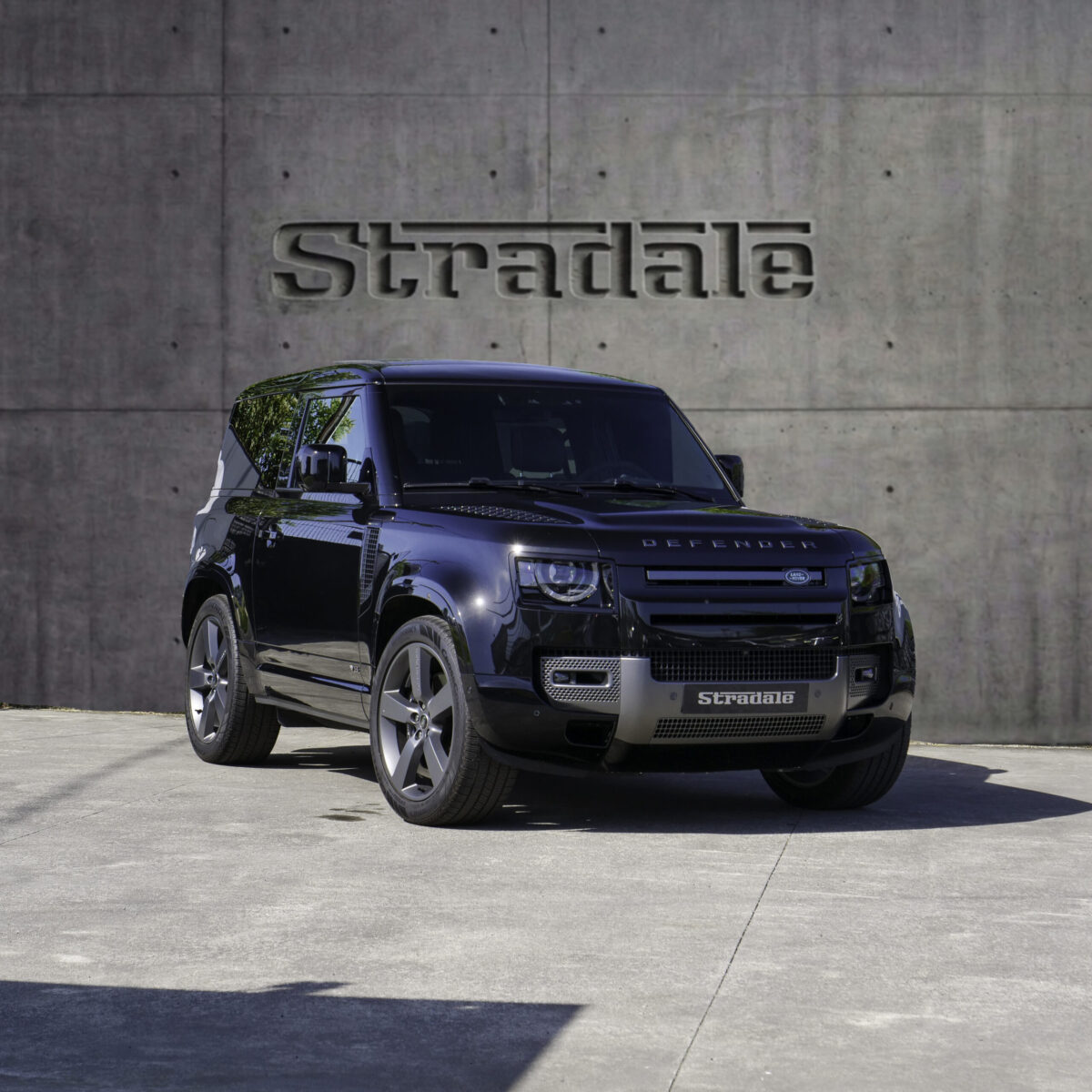 Land Rover Defender 90 V8 5.0 Supercharged 525 CV - imagen 1