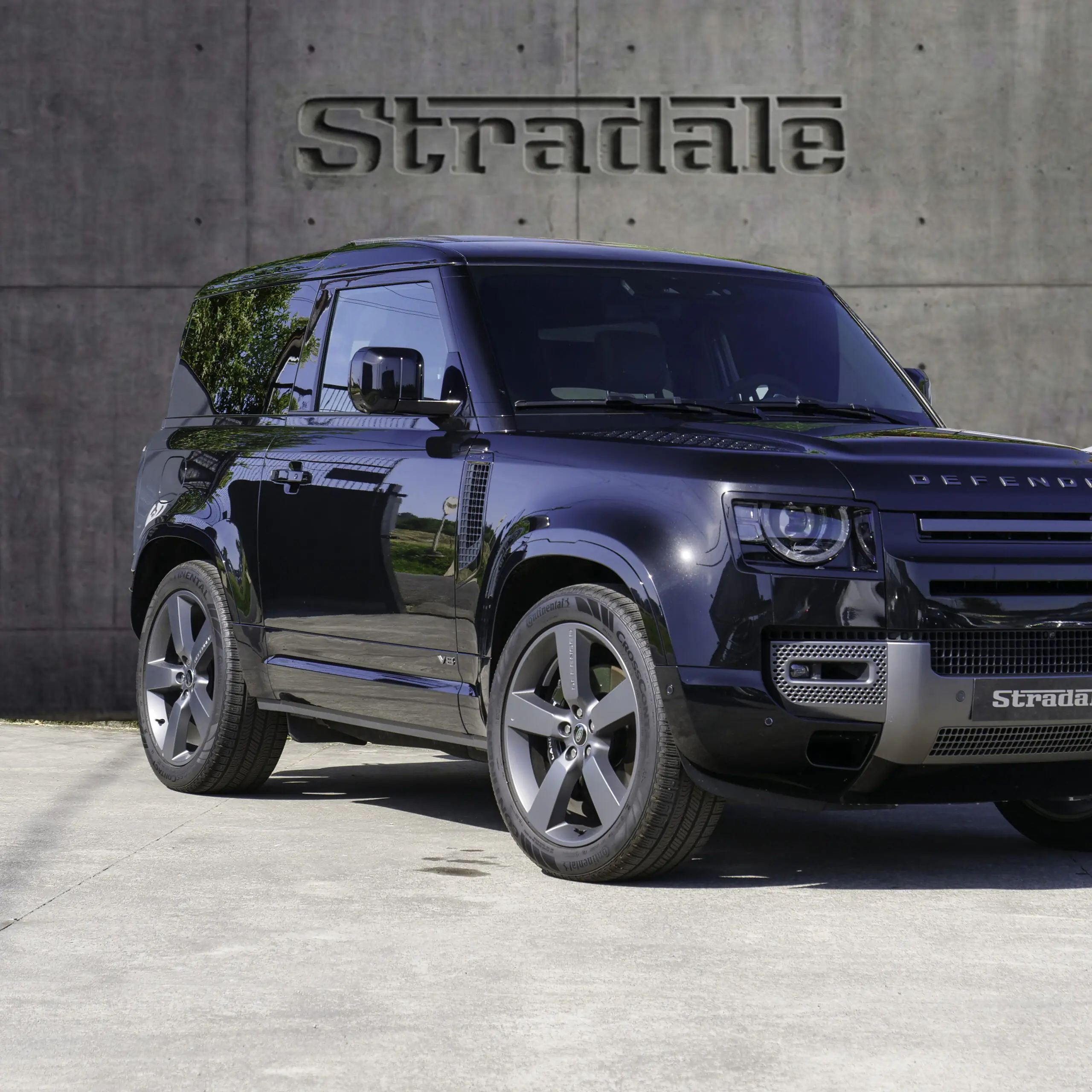 Land Rover Defender 90 V8 5.0 Supercharged 525 CV - imagen 9