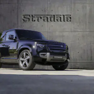 Land Rover Defender 90 V8 5.0 Supercharged 525 CV - foto 11