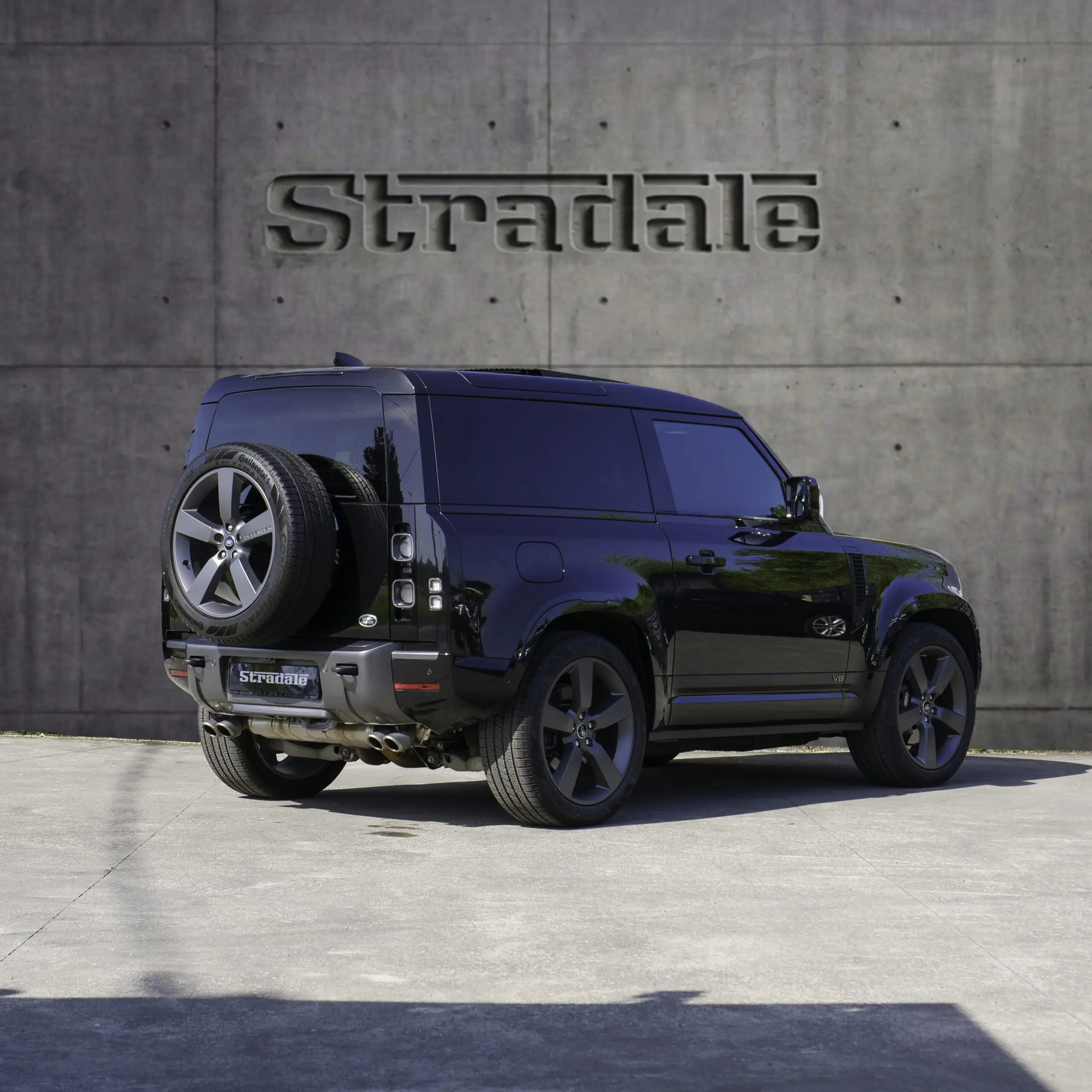 Land Rover Defender 90 V8 5.0 Supercharged 525 CV - imagen 12