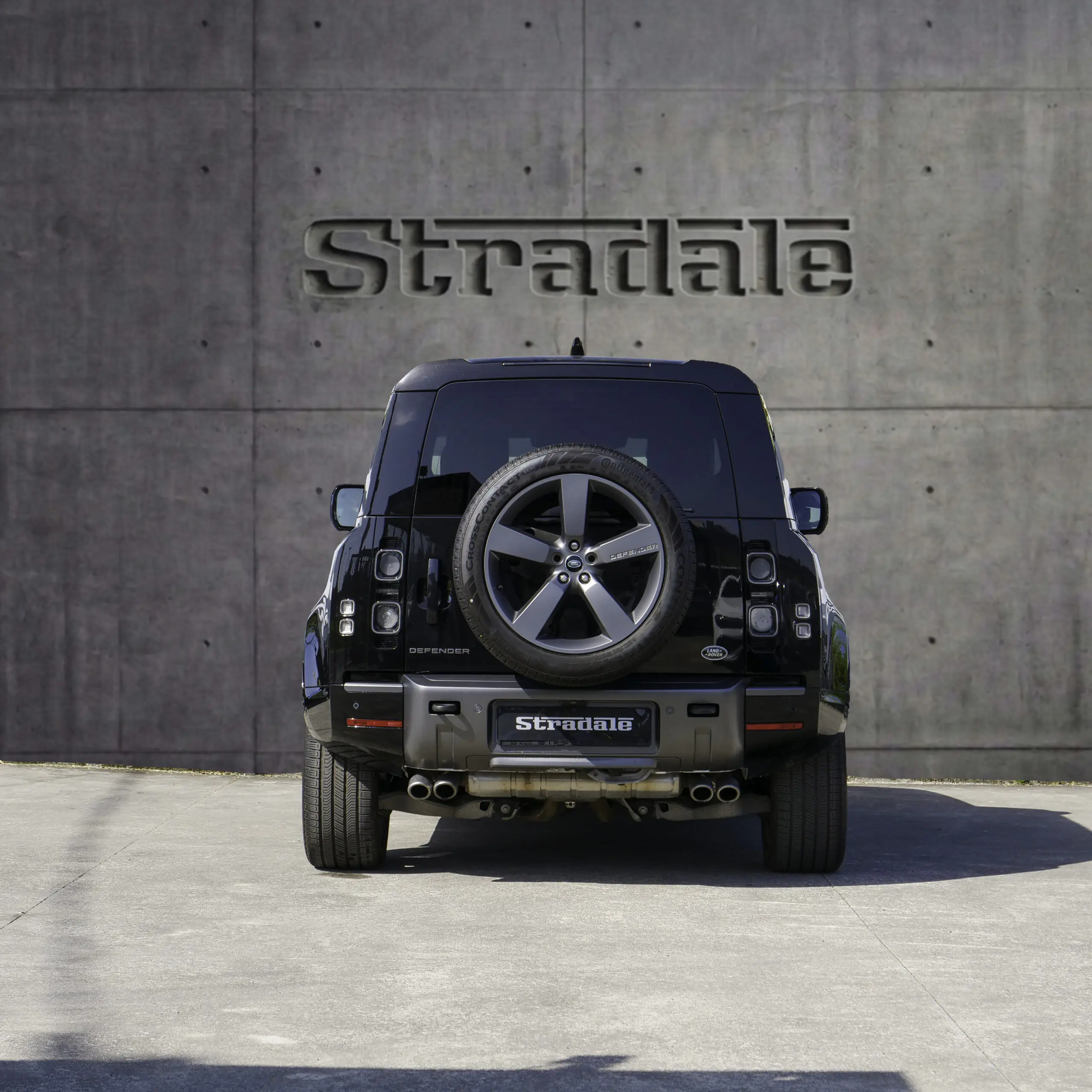 Land Rover Defender 90 V8 5.0 Supercharged 525 CV - imagen 17