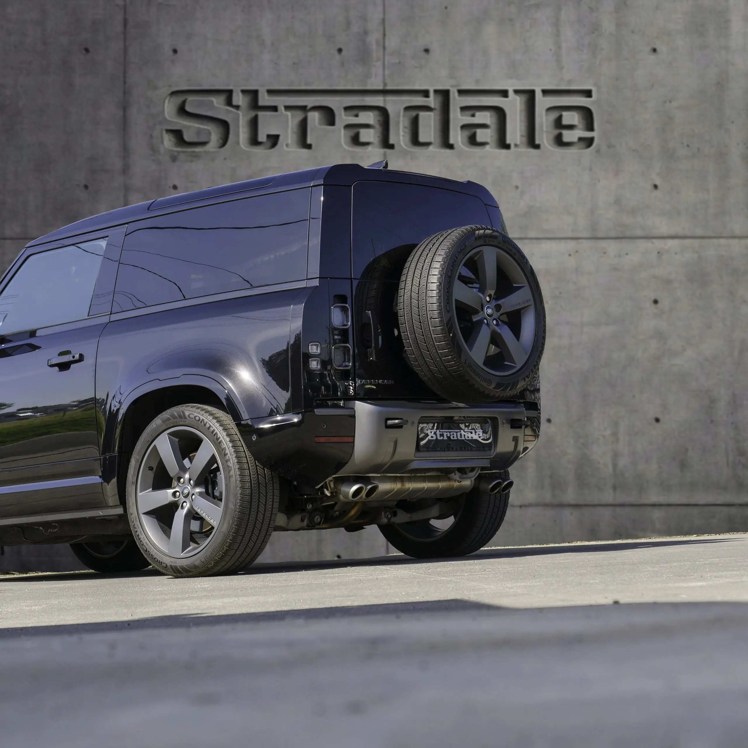 Land Rover Defender 90 V8 5.0 Supercharged 525 CV - imagen 27