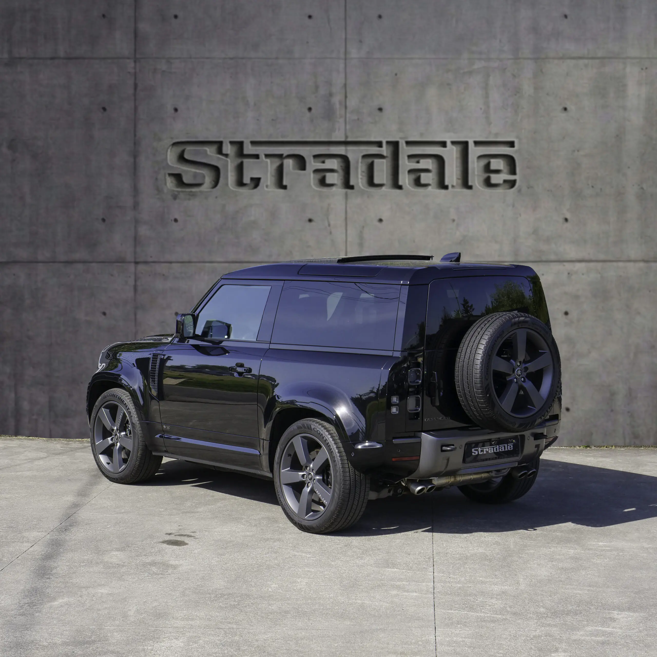 Land Rover Defender 90 V8 5.0 Supercharged 525 CV - imagen 28