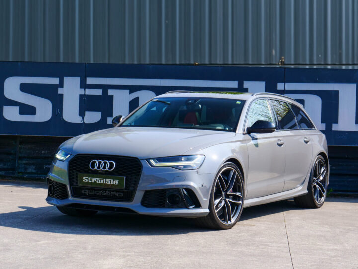 AUDI RS6 Performance - foto 2