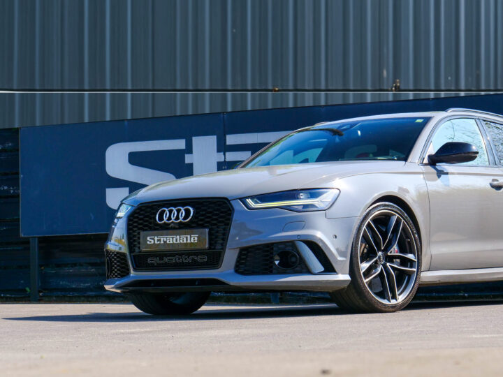 AUDI RS6 Performance - foto 5