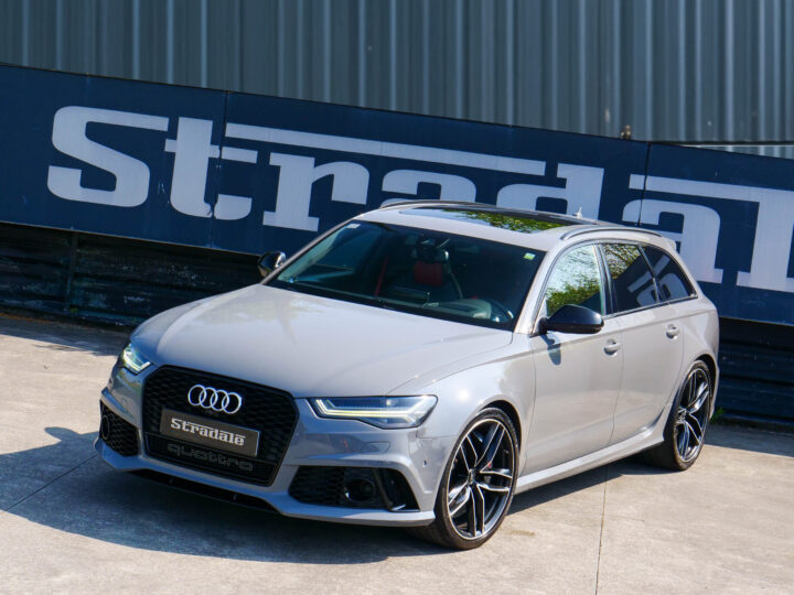 AUDI RS6 Performance - foto 6