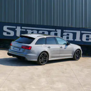 AUDI RS6 Performance - foto 18