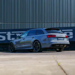 AUDI RS6 Performance - foto 33