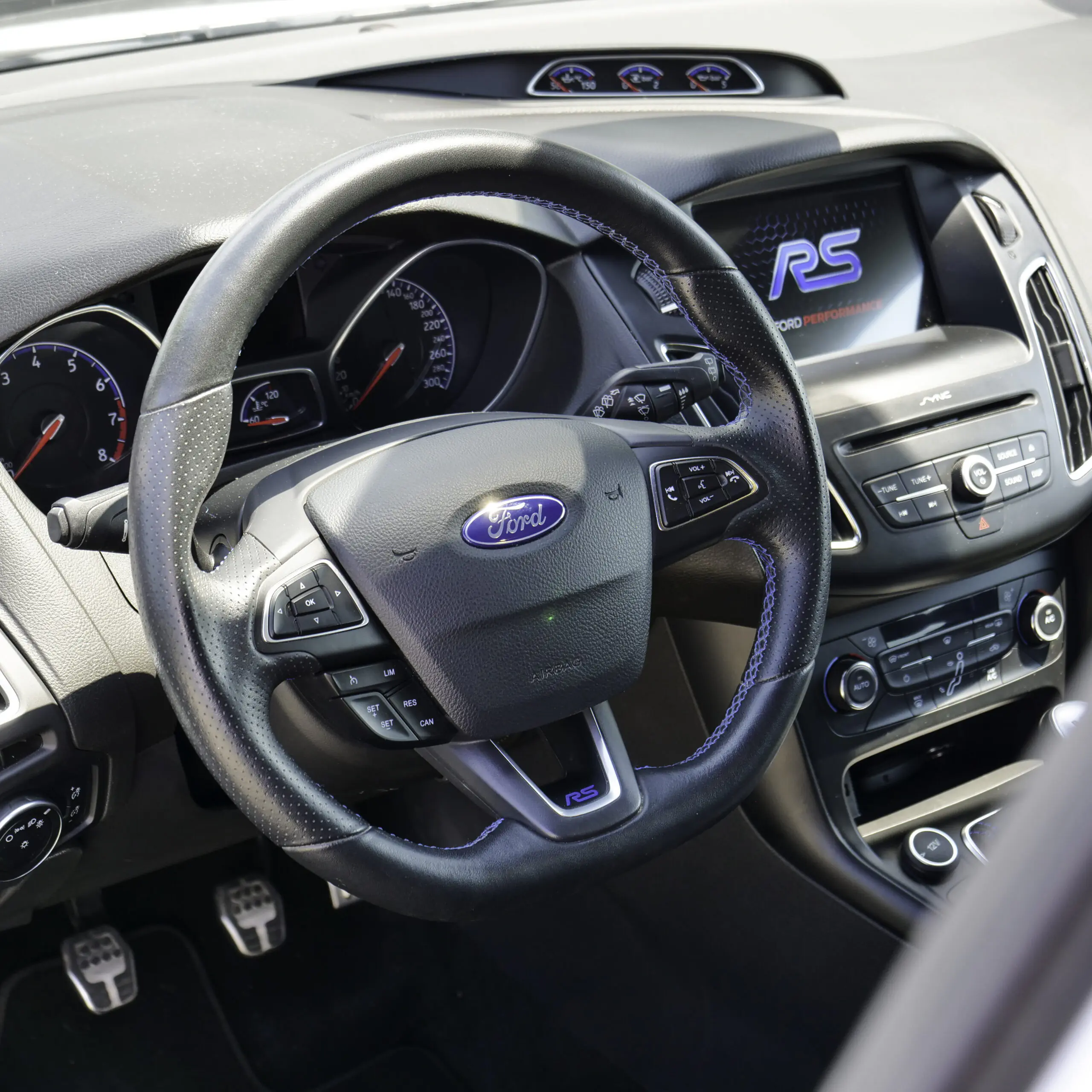 FORD FOCUS RS MK3 2.3 EcoBoost 350 CV - imagen 26