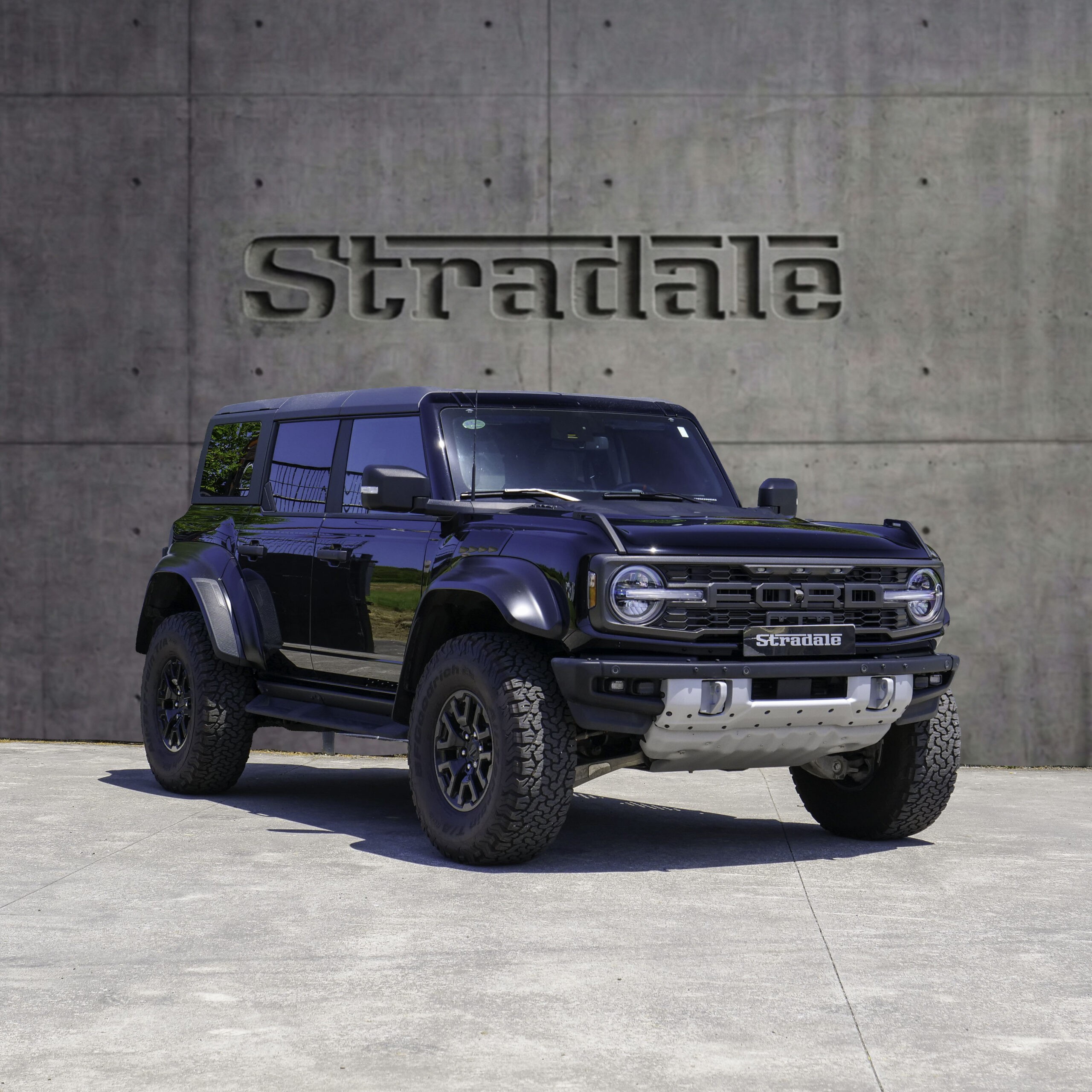 Ford Bronco Raptor 3.0 EcoBoost V6 418 CV Ford Bronco Raptor 3.0 EcoBoost V6 418 CV