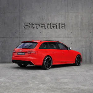 Audi RS4 - foto 14