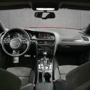 Audi RS4 - foto 25