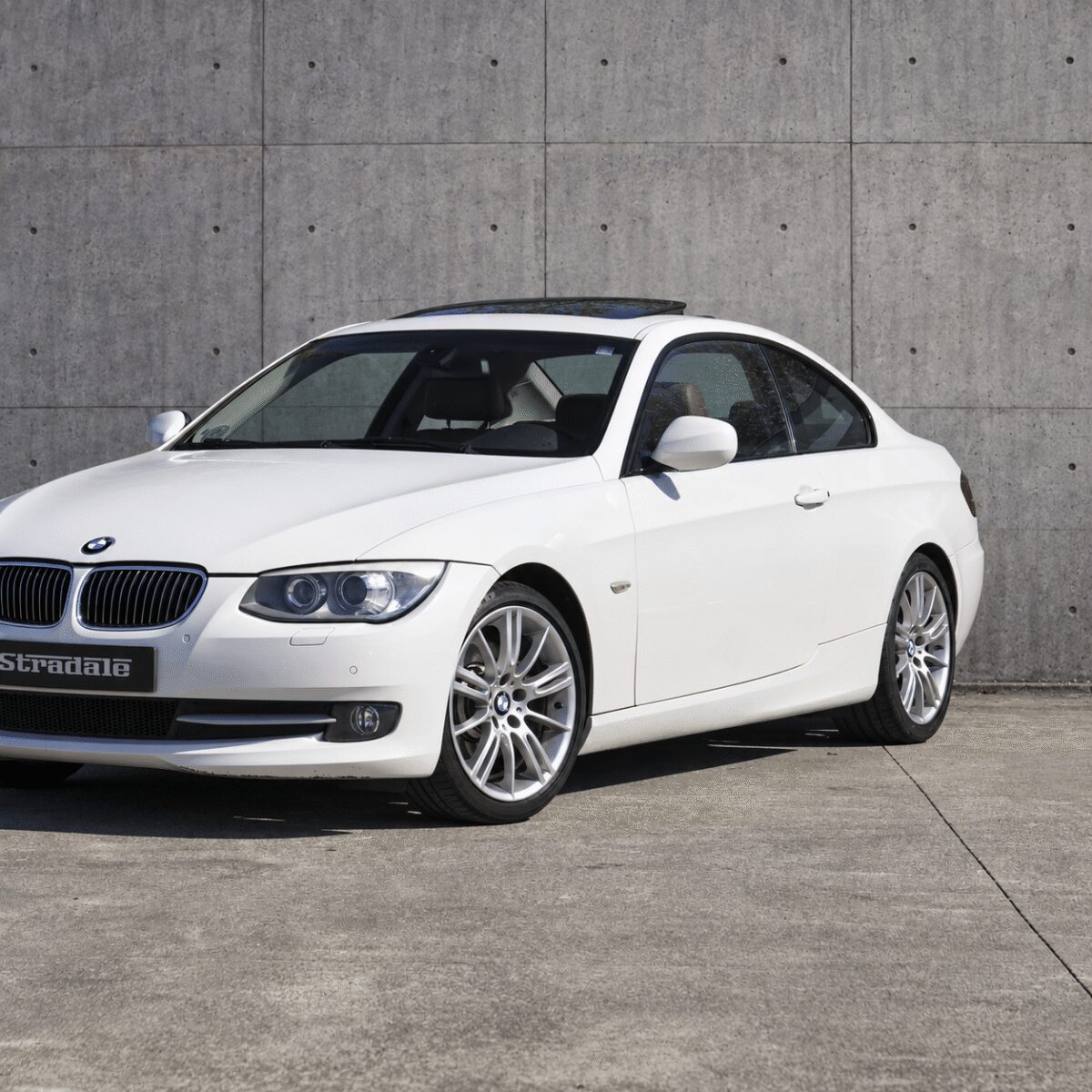 BMW 325i Coupé Automático - imagen 4