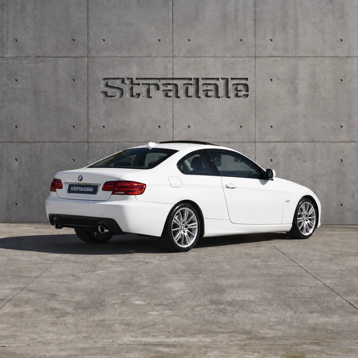 BMW 325i Coupé Automático - imagen 14