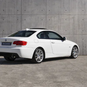 BMW 325i Coupé Automático - foto 16