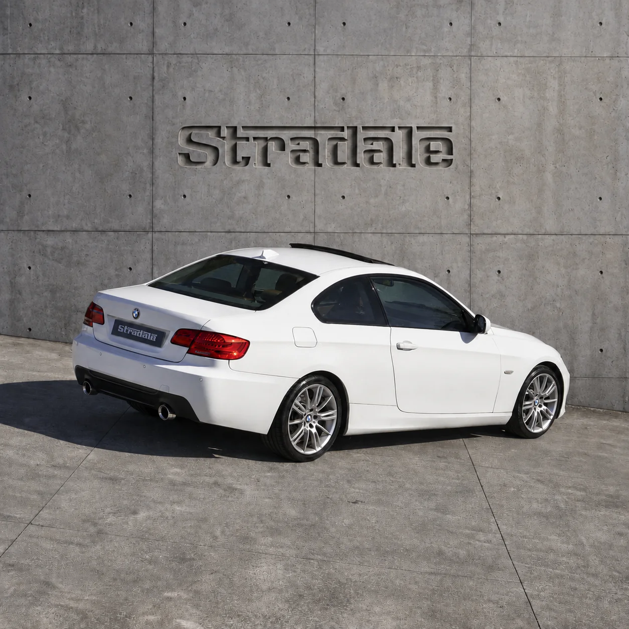 BMW 325i Coupé Automático - imagen 18