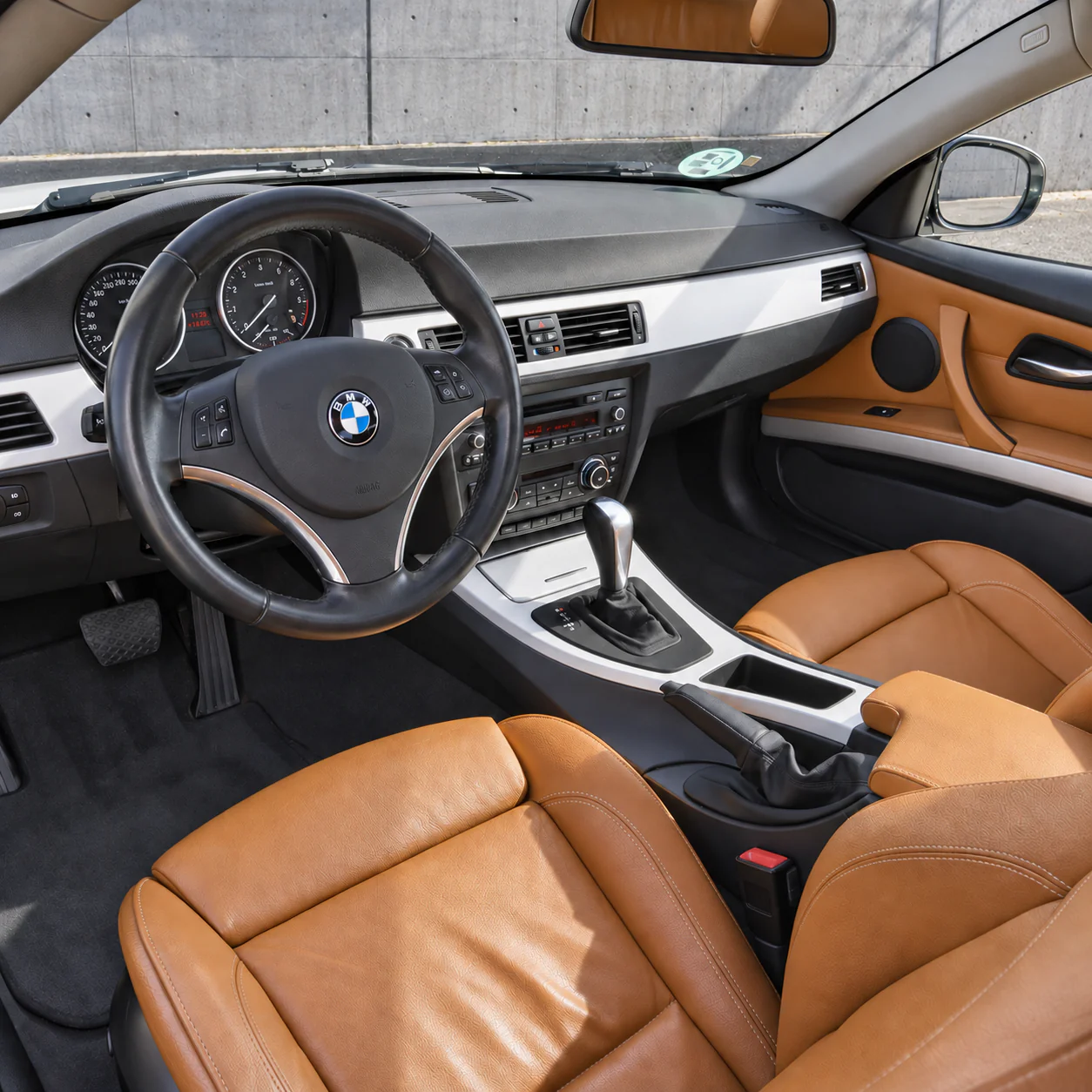BMW 325i Coupé Automático - imagen 22