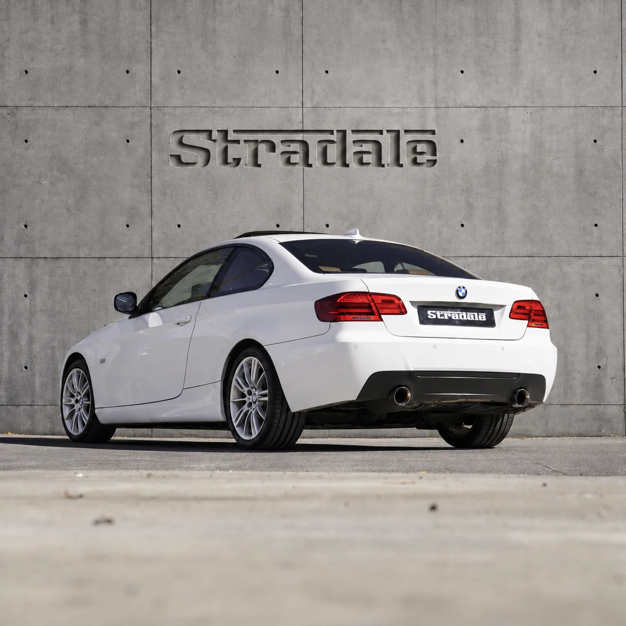 BMW 325i Coupé Automático - imagen 32