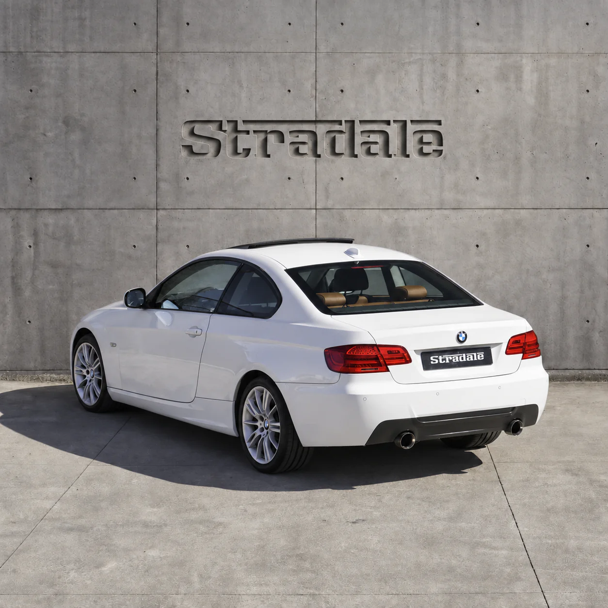 BMW 325i Coupé Automático - imagen 35