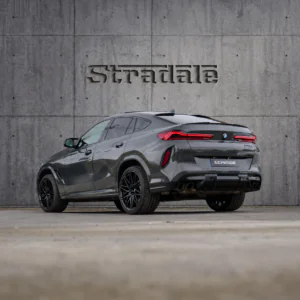 BMW X6 M Competition - foto 23