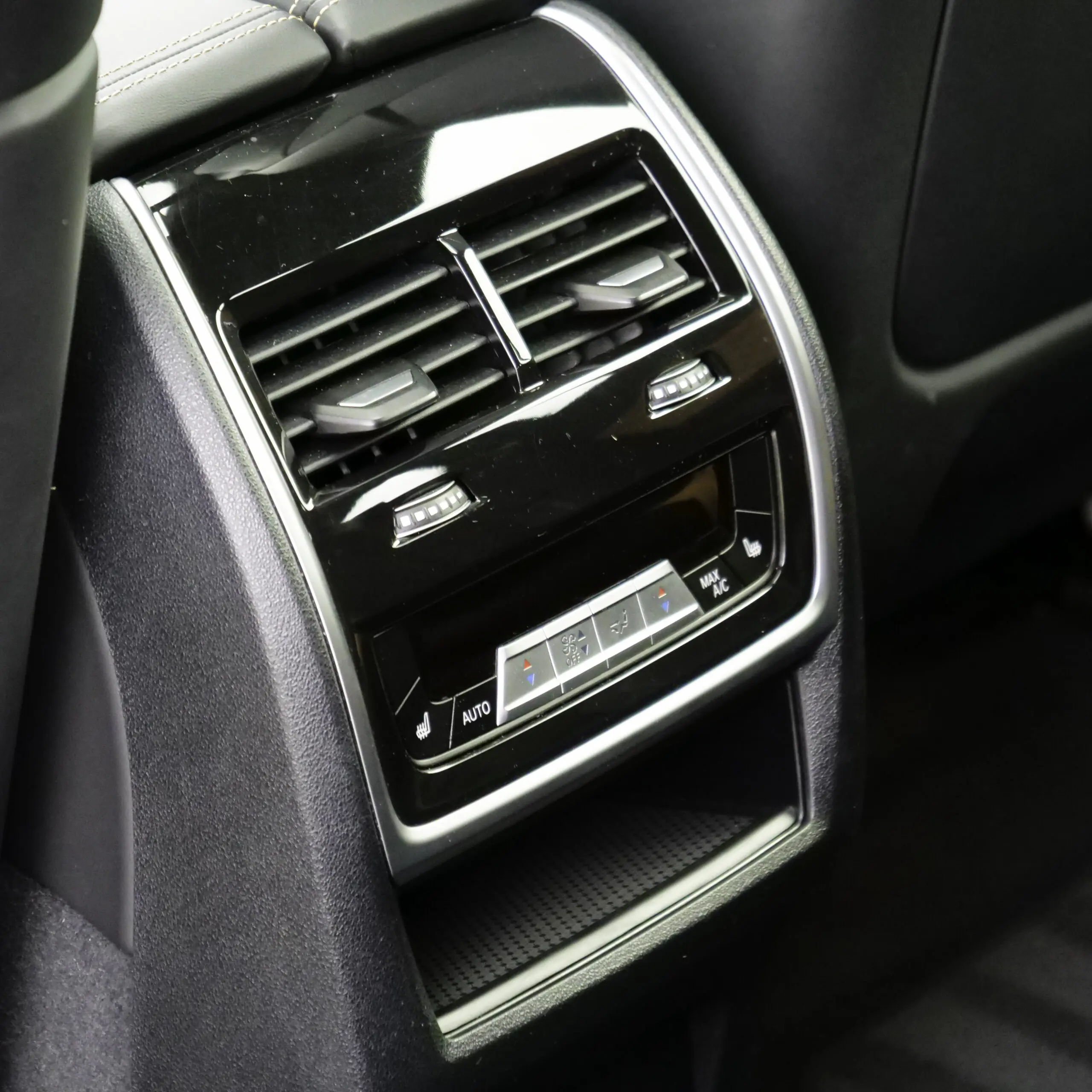 BMW X6 M Competition - imagen 28